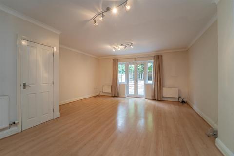 12 The Walled Gardens, 17 Alness Road, Manchester, M16 8SP