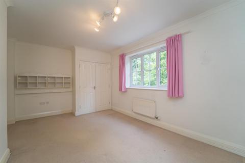 12 The Walled Gardens, 17 Alness Road, Manchester, M16 8SP