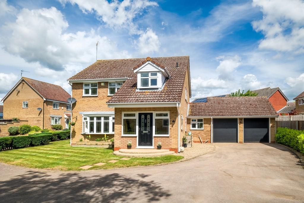 1440px 2 Plummer Close-2