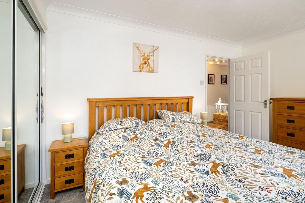 1440px 2 Plummer Close-24