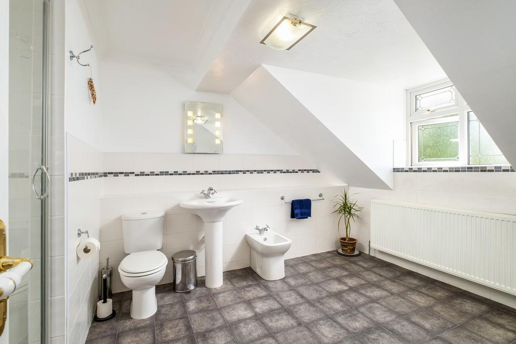 1440px 2 Plummer Close-26