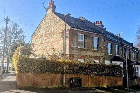 undefined, Tharp Road, Wallington