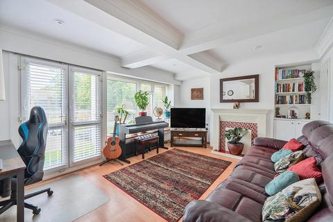 94 Denmark Gardens, Carshalton, SM5 2JN
