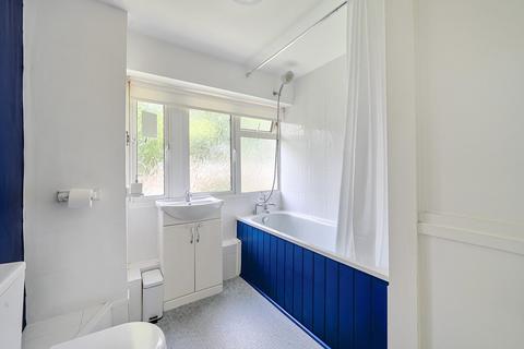 94 Denmark Gardens, Carshalton, SM5 2JN