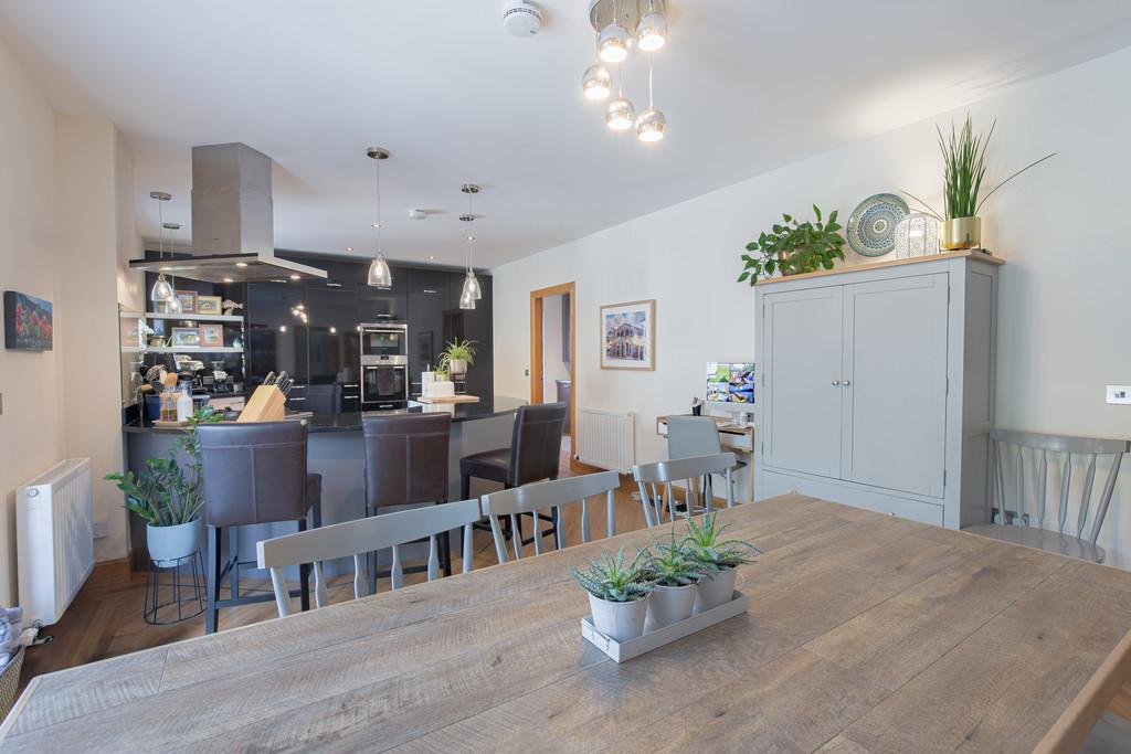 Dining Area Angle2