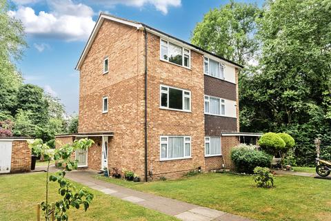 29 Millside, Carshalton, SM5 2BQ