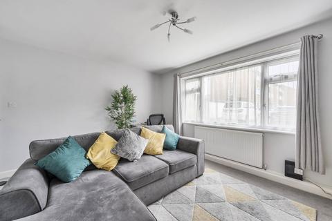 29 Millside, Carshalton, SM5 2BQ