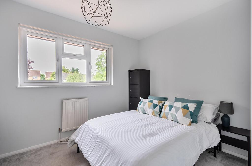 1299077-12-683587be4d3e2