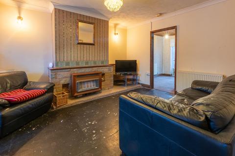 44 Hawkwood Crescent, Worcester, WR2 6BN