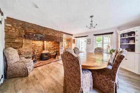 undefined, Skilgate, Taunton