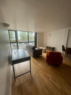 2 bedroom apartment to rent, City Road East, Manchester M15