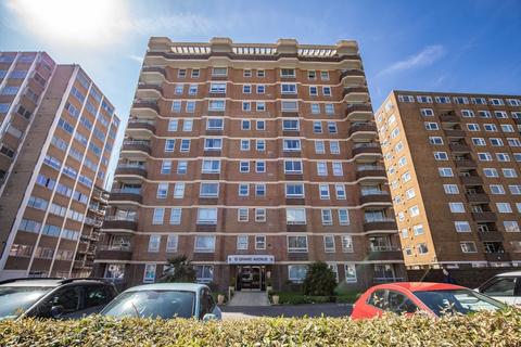 3 bedroom apartment for sale, Grand Avenue, Hove