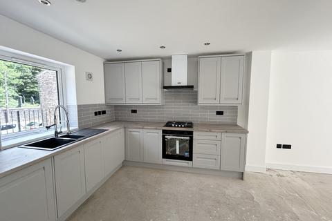 3 bedroom terraced house for sale, Burnley Road, Cornholme, Todmorden