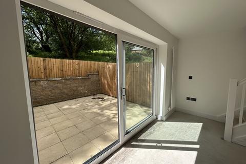 3 bedroom terraced house for sale, Burnley Road, Cornholme, Todmorden