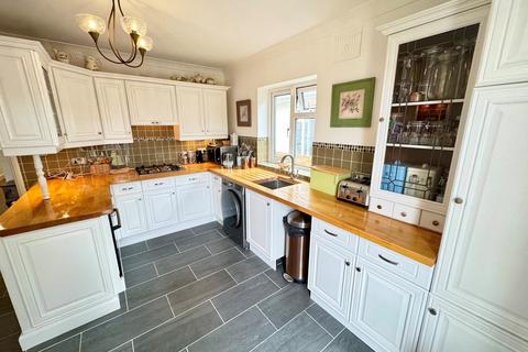 3 bedroom detached bungalow for sale, Worthing Road, East Preston