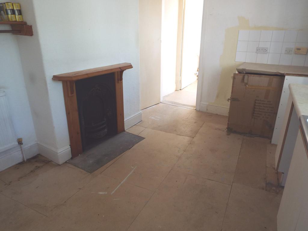 First Floor Flat 71 - Kitchen