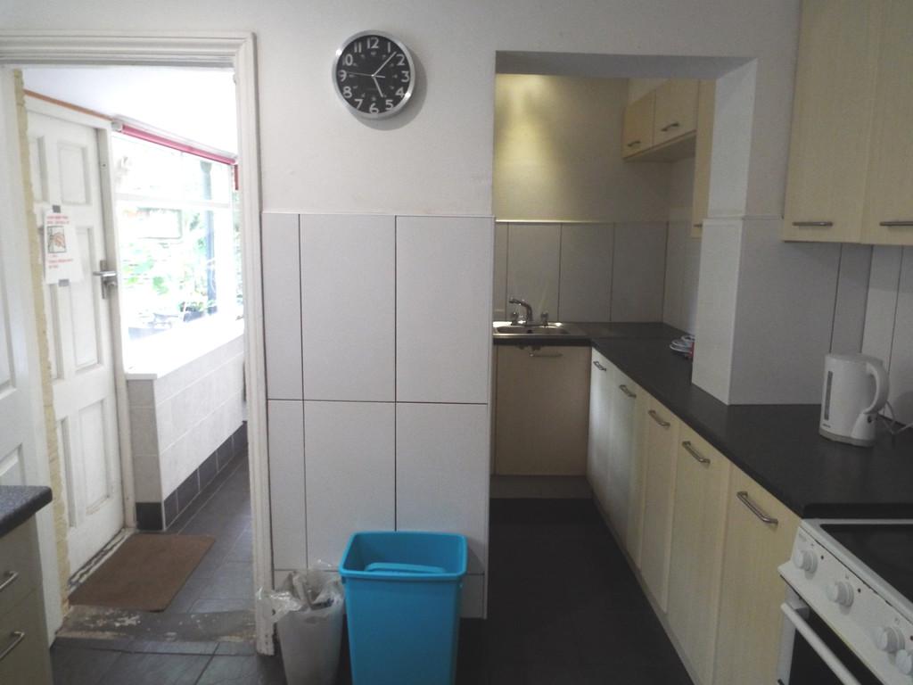 69 - Kitchen