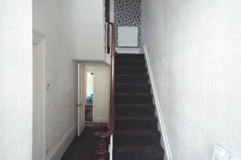 4 bedroom terraced house for sale, Park Road, Hull