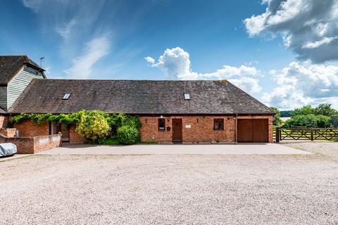 4 bedroom barn conversion to rent, Droitwich, Worcestershire