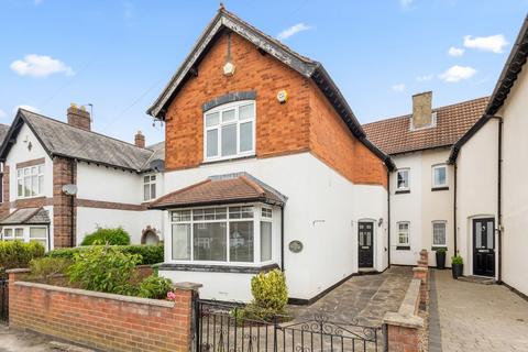 4 bedroom semi-detached house for sale, Stoughton Road, Oadby, Leicester