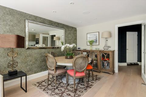 4 bedroom terraced house for sale, King Charles Square, Tunbridge Wells, Kent, TN4