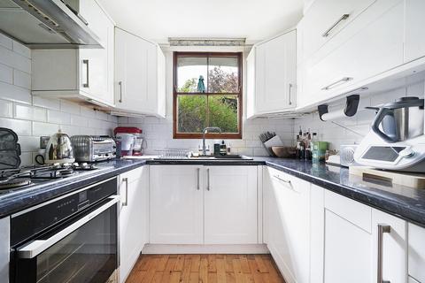 2 bedroom apartment for sale, Lordship Road, London