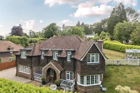 Hillgrove Bunch Lane, Haslemere, GU27 1ET