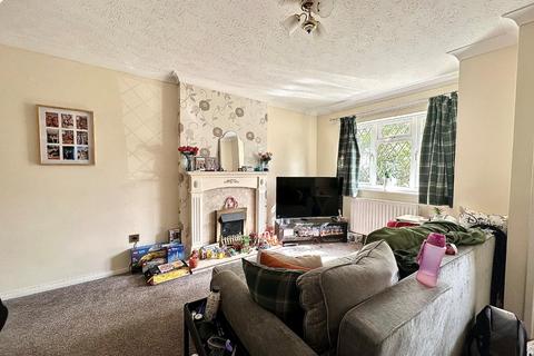 2 Wayside Acres, Northampton, NN4 0QE