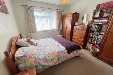 66 Barley Close, Warminster, BA12 9LX