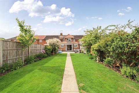 55 Georgelands, Ripley, Woking, GU23 6DF