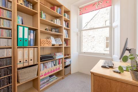 19 Ashley Terrace, Edinburgh, EH11 1RF
