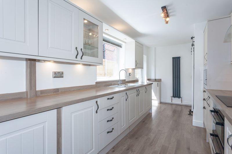 Dining kitchen