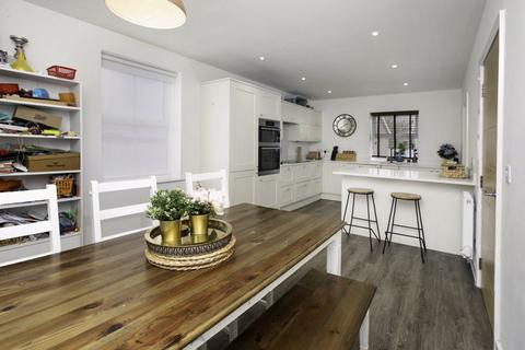 undefined, Marriott Way, Newton Abbot