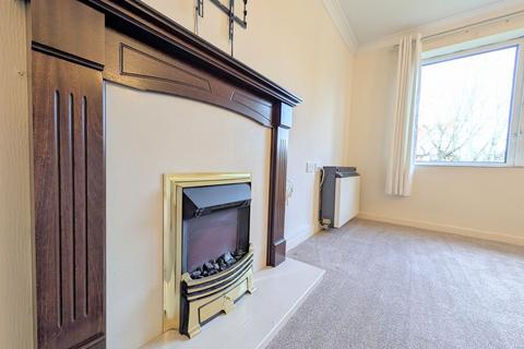 undefined, To Let - Homesands House, Park Road, Southport - First Floor Apartment