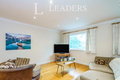 2 bedroom flat to rent, Lavant Road, Chichester, PO19
