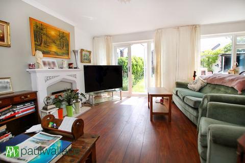 undefined, Paradise Close, West Cheshunt