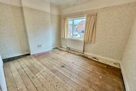 2 bedroom end of terrace house for sale, Chapel Street, Ponciau, Wrexham