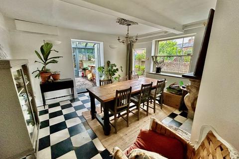 undefined, High Street, Newnham GL14