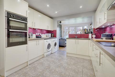 3 bedroom semi-detached house for sale, St. Clements Crescent, Benfleet, SS7