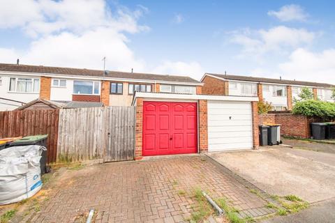 111 Chapel Field, Great Barford, Bedford, MK44 3JT