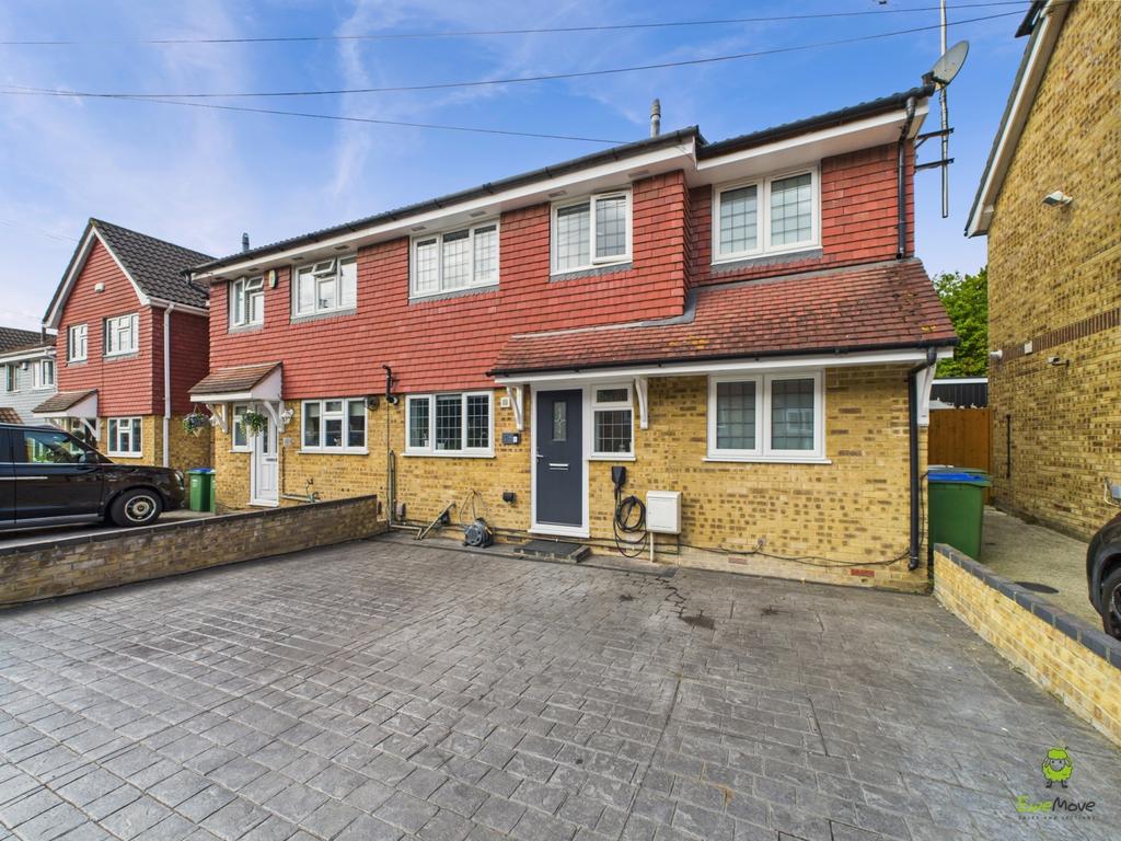 Presented by Nicoleta at Ewe Move Bexleyheath and D