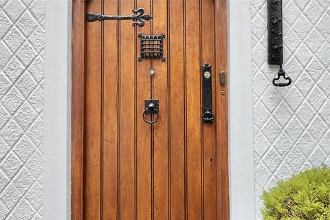 undefined, Thurstaston Road, Heswall, Wirral, CH60