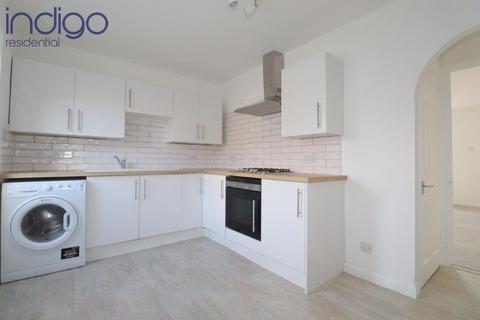 2 bedroom terraced house for sale, Spayne Close, Barton Hills, Luton, Bedfordshire, LU3 4BA