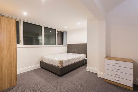 undefined, 16 Blenheim Terrace