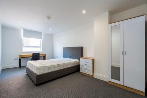 Flat 1, 16 Blenheim Terrace, LS2 9HN