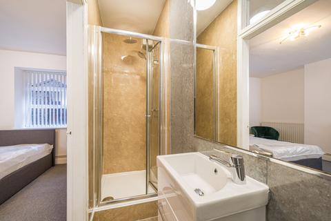 1 bedroom flat to rent, Flat 7A, 16 Clarendon Road, LS2 9NN