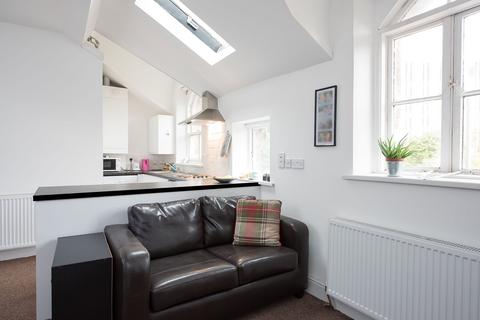 Flat 6A, 16 Clarendon Road, LS2 9NN