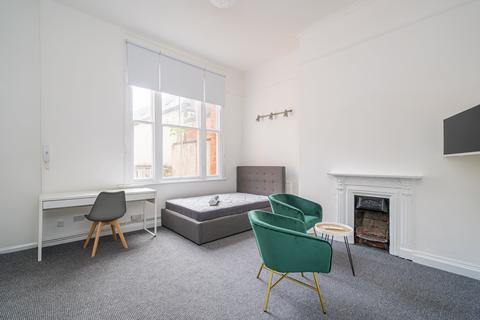 1 bedroom flat to rent, Flat 2A, 16 Clarendon Road, LS2 9NN