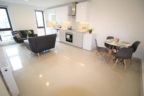3 bedroom flat to rent, Flat 14, 205 Clarendon Road, LS2 9DU