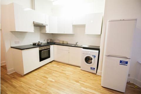 3 bedroom flat to rent, Flat 1, The Villa, LS3 1BU